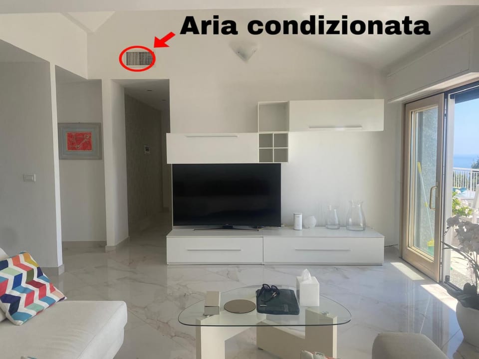Carpediem Dream House Apartment in Genoa