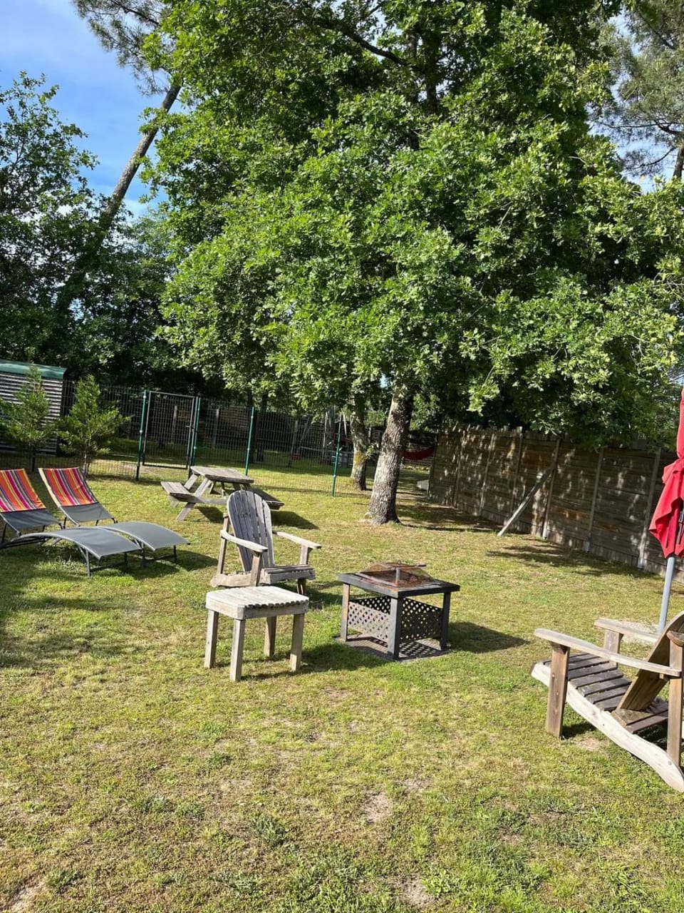 Chalet 2 pers avec Jacuzzi Chalet in Nouvelle-Aquitaine