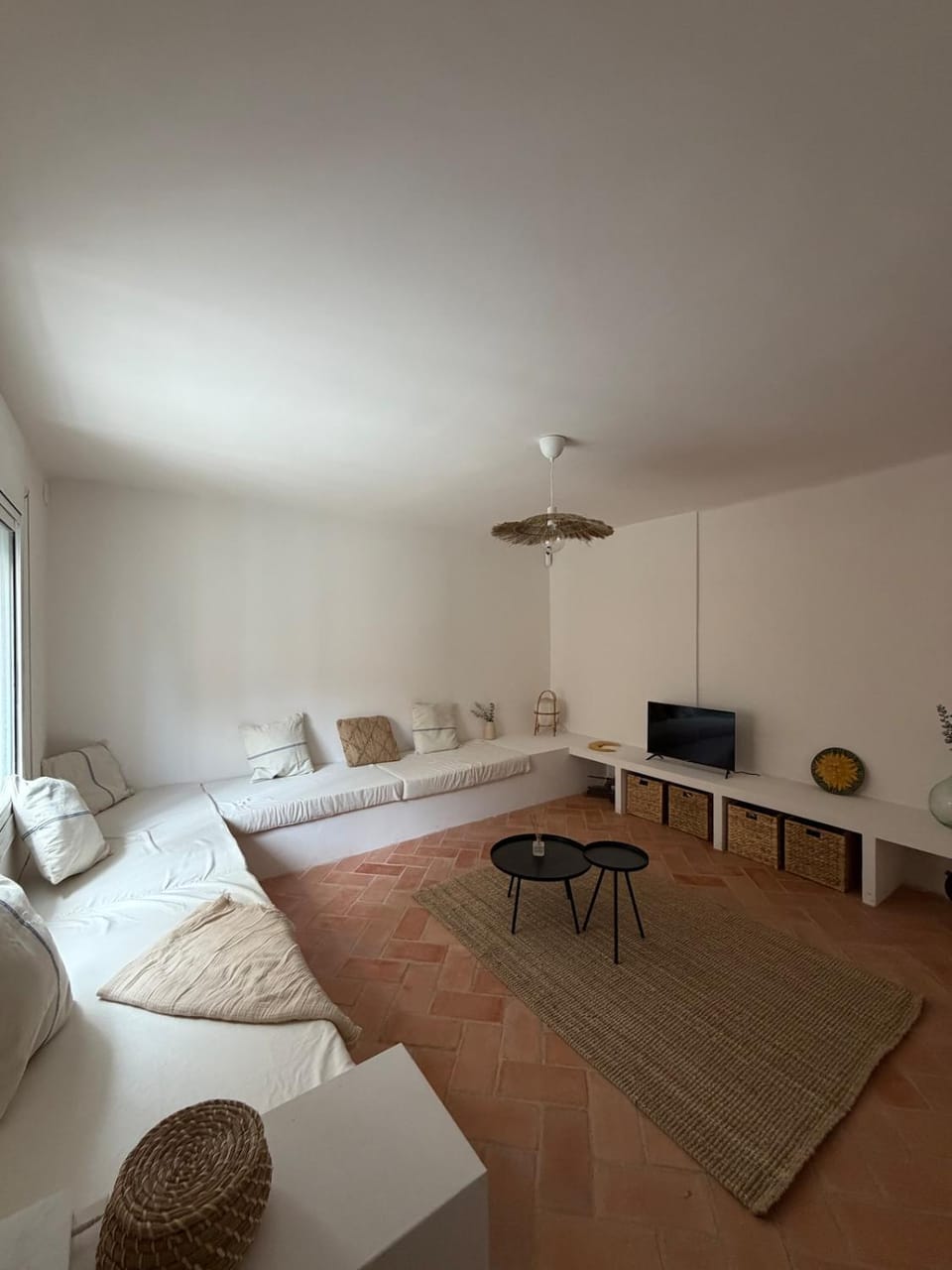 Communal lounge/ TV room, TV and multimedia, Living room