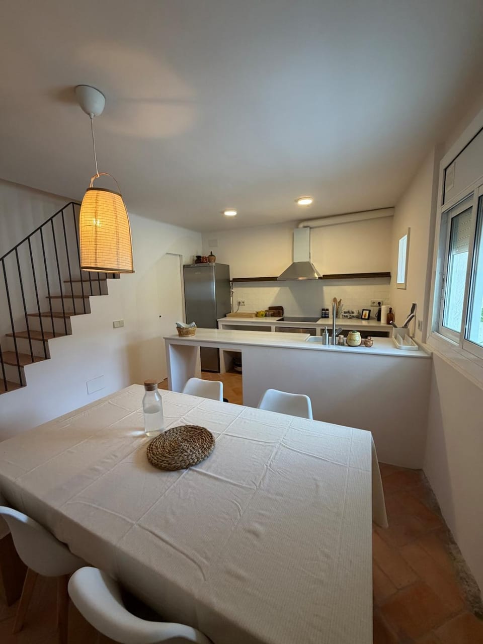 Dining area, kitchen