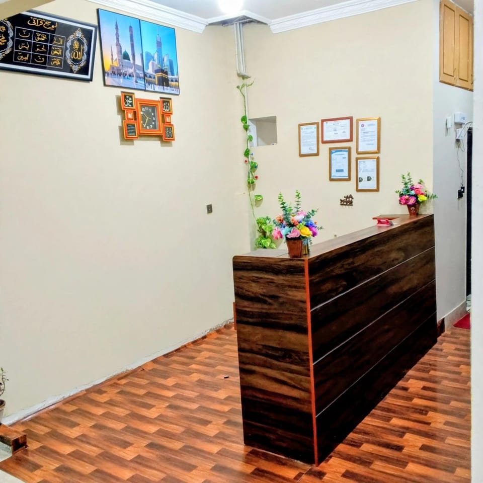 Inter City Guest House Bed and Breakfast in Karachi