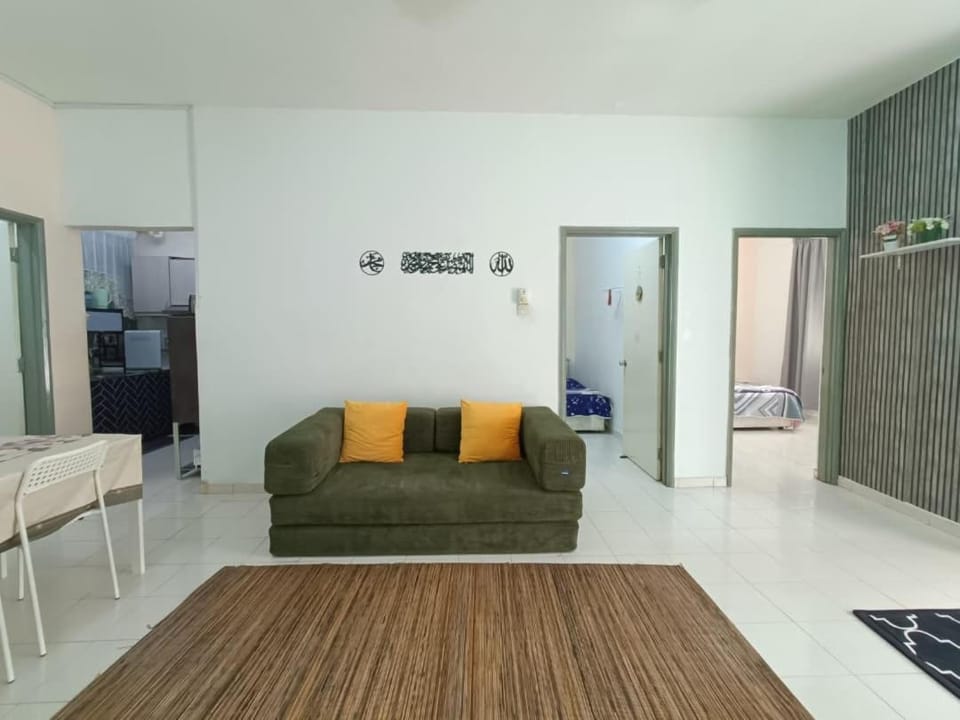 Tasneem Homestay Apartment in Subang Jaya
