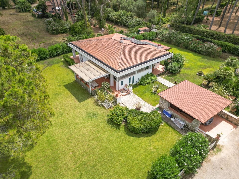 Villa Elbella Villa in Tuscany