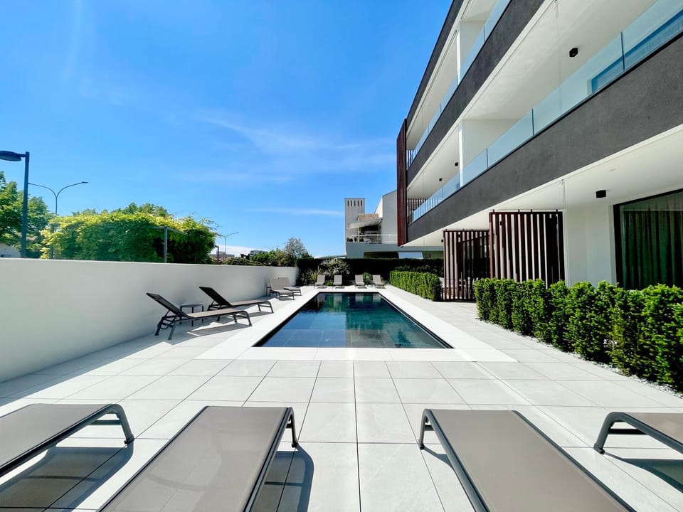 Property building, Swimming pool