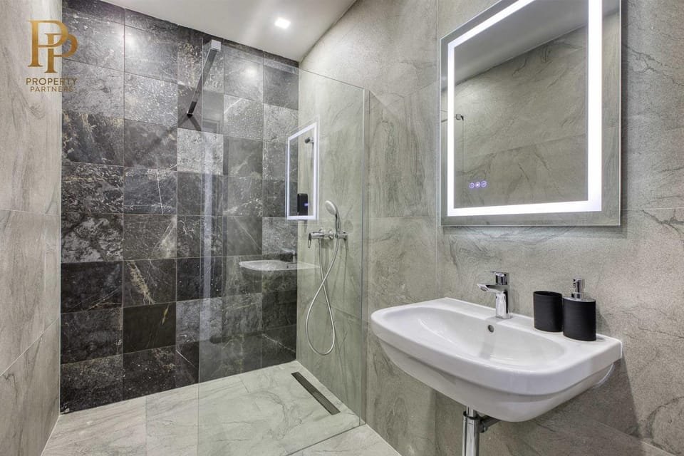 Urban 19 Residences Luxury Suite Inn in Malta