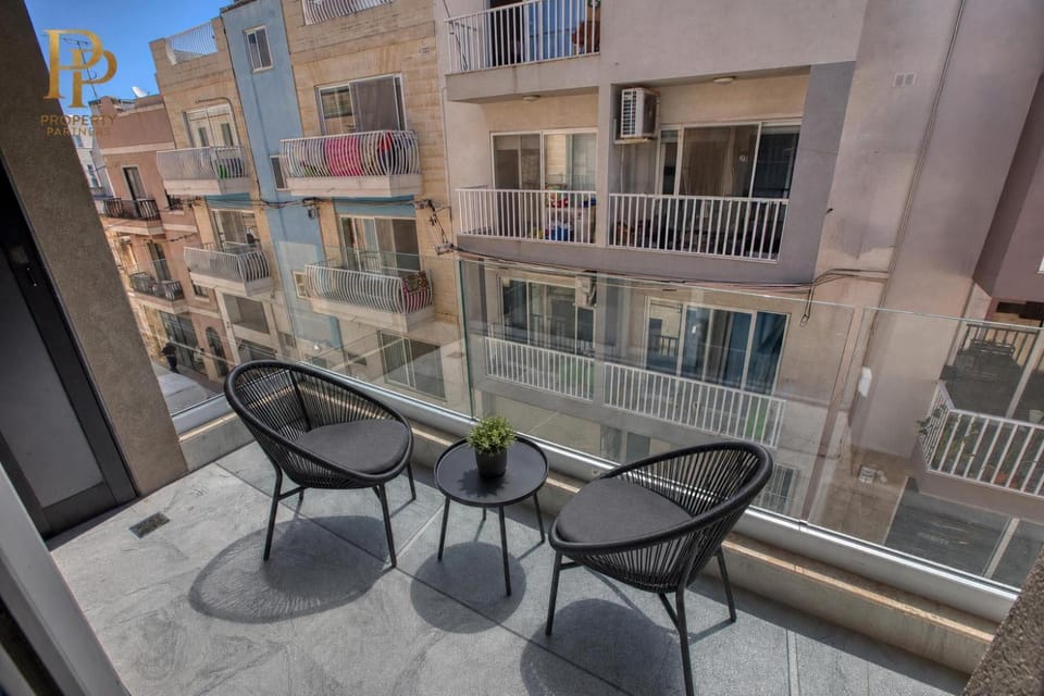 Urban 19 Residences Grand Suite Inn in Malta