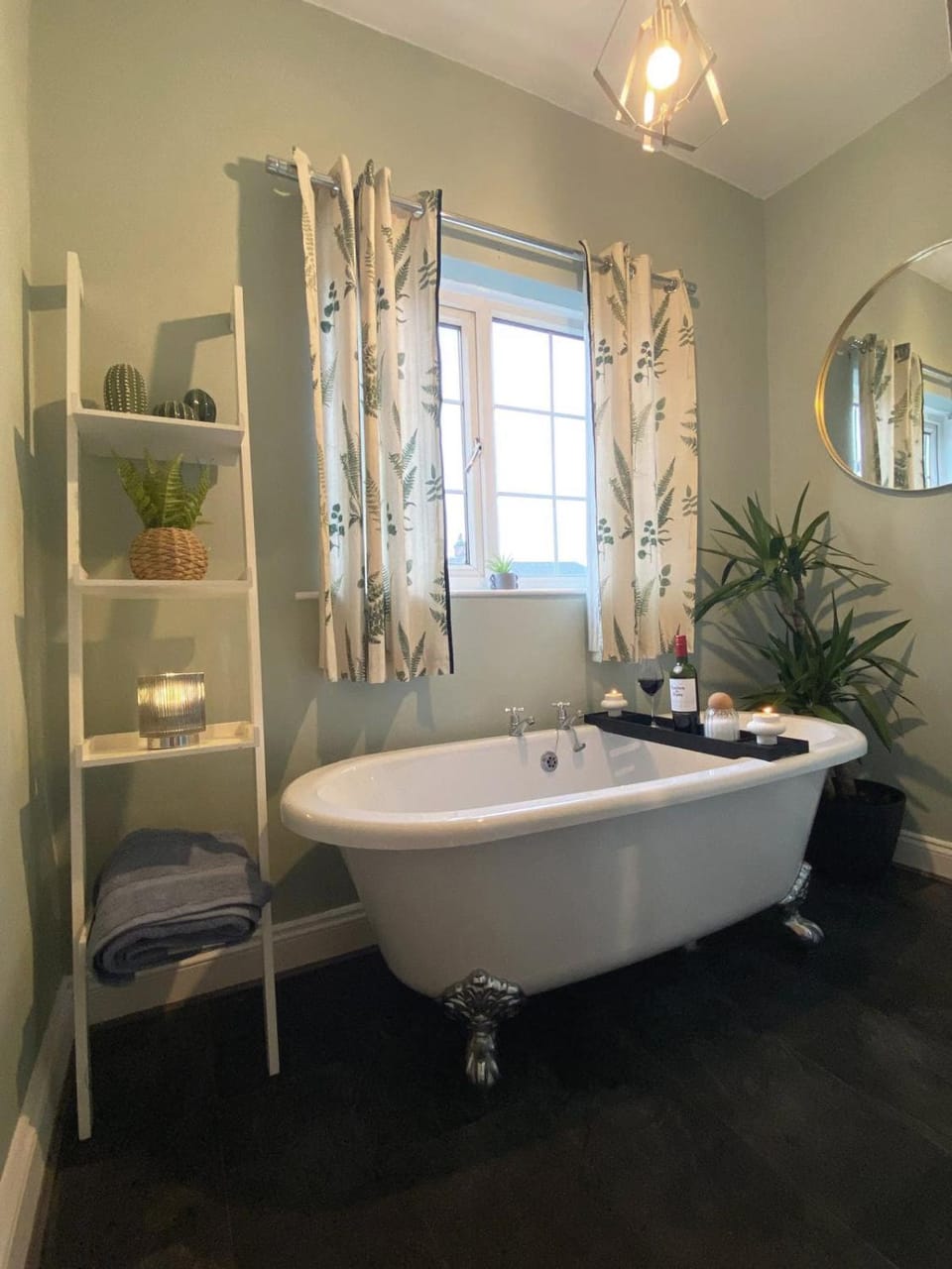 Bathroom, Bath