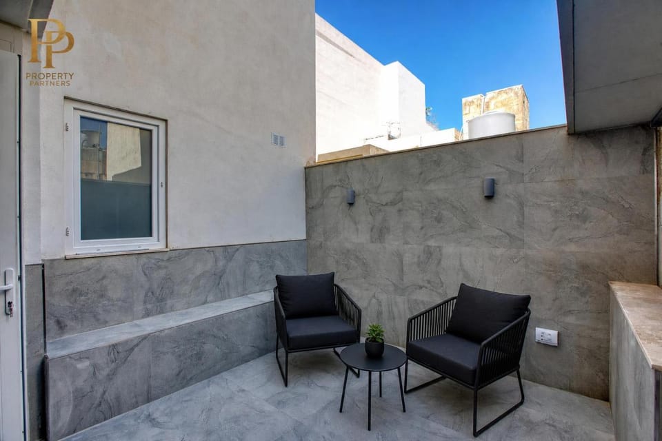 Urban 19 Residences Urban Escape Inn in Malta