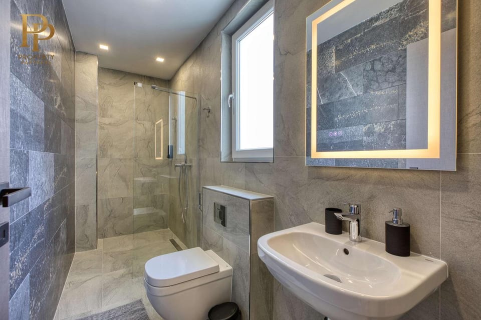 Urban 19 Residences The Signature Stay Inn in Malta
