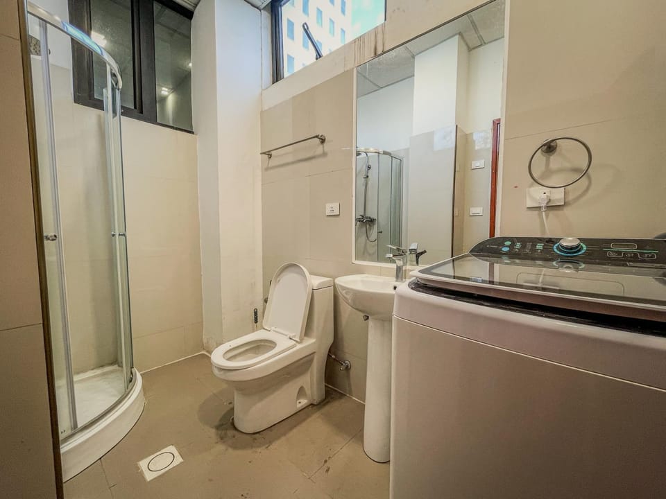Shower, Toilet, Bathroom, washing machine