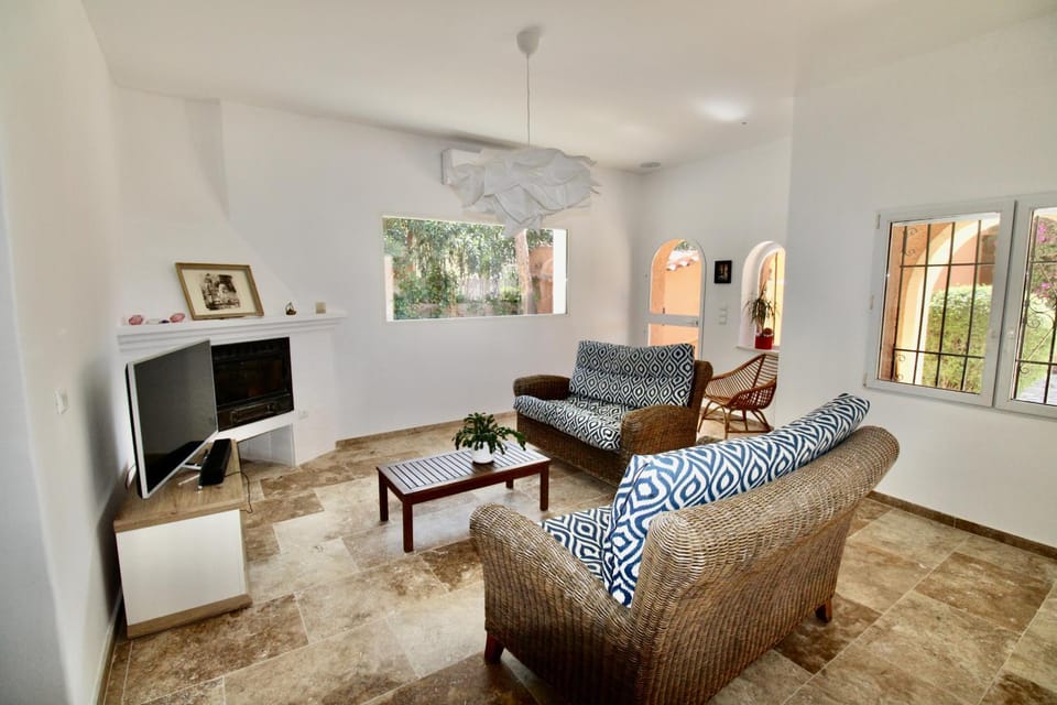 Property building, Living room