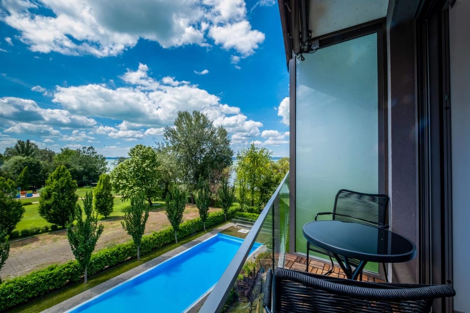 Garden view, Swimming pool