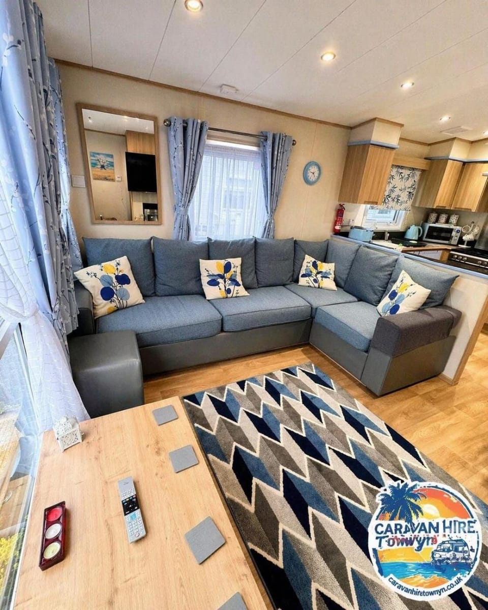 Beachcomber Family Caravan at Palins Holiday Park House in Towyn