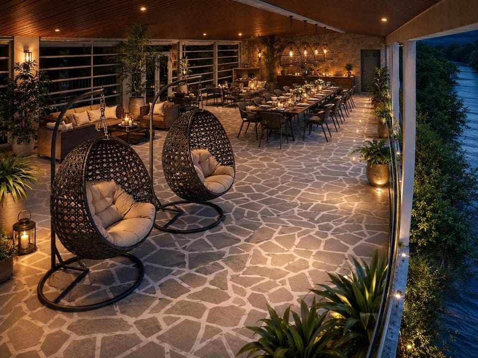 Patio, Balcony/Terrace, Seating area, River view
