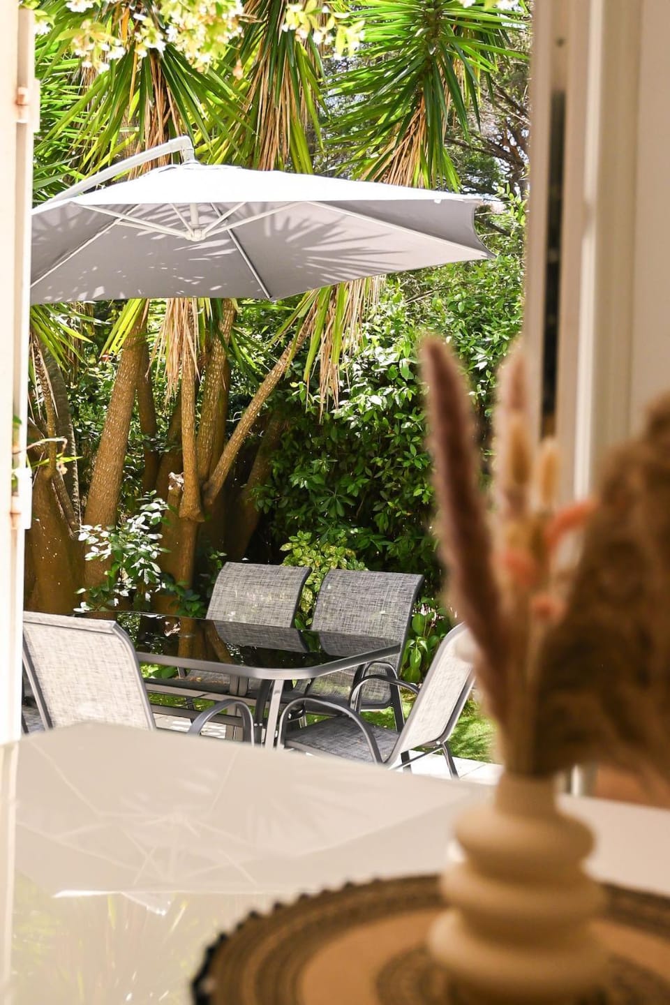 Patio, Dining area