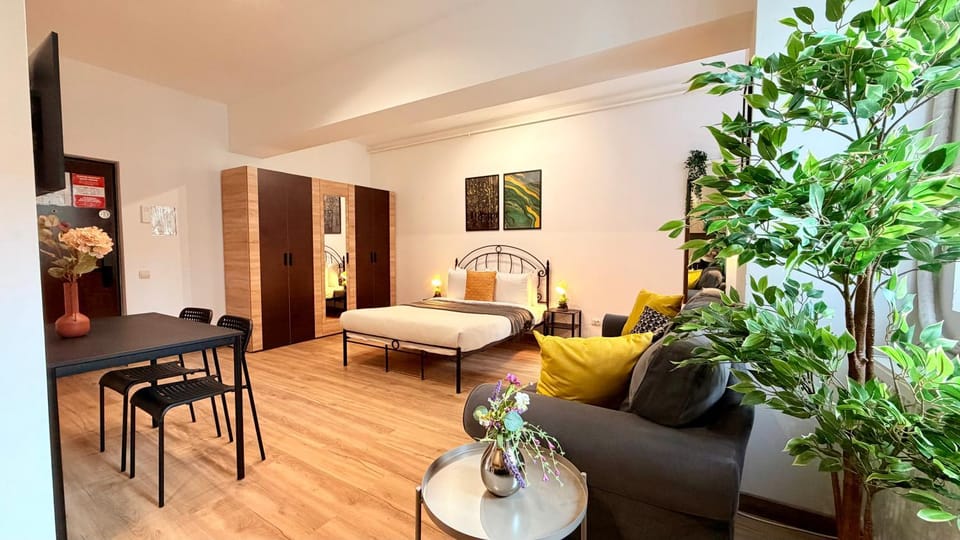 Bed, Photo of the whole room