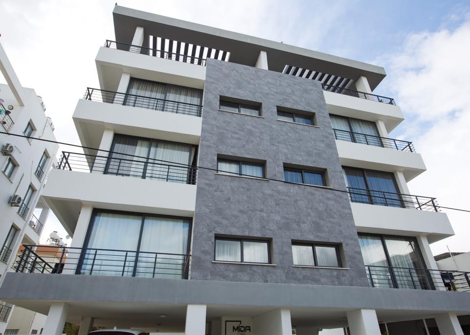 Property building, Day, View (from property/room), Balcony/Terrace