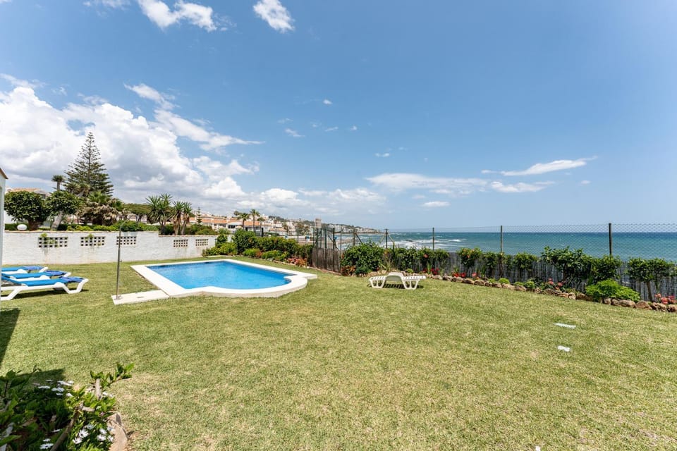 Patio, Garden, Garden view
