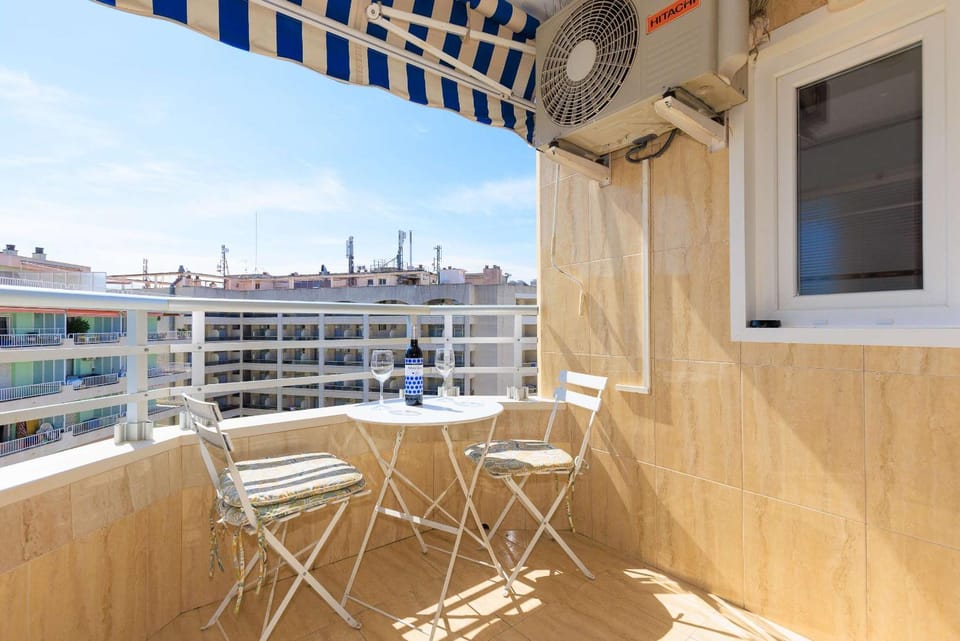 Salou Beach Studio - Unik Vacation Apartment in Salou
