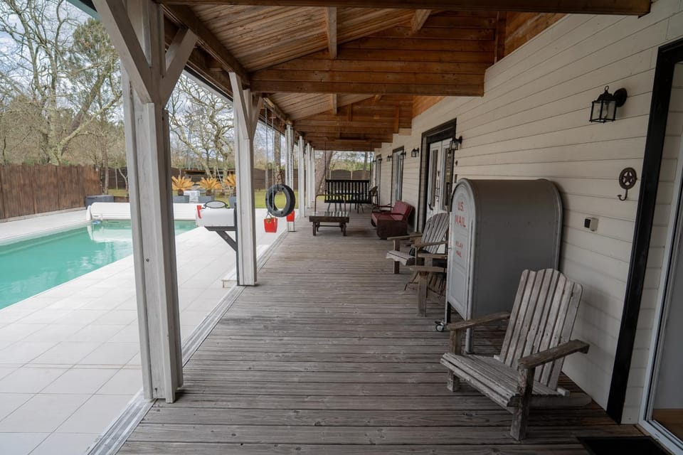 14pers - Piscine & Jacuzzi - 40min des plages Villa in Nouvelle-Aquitaine