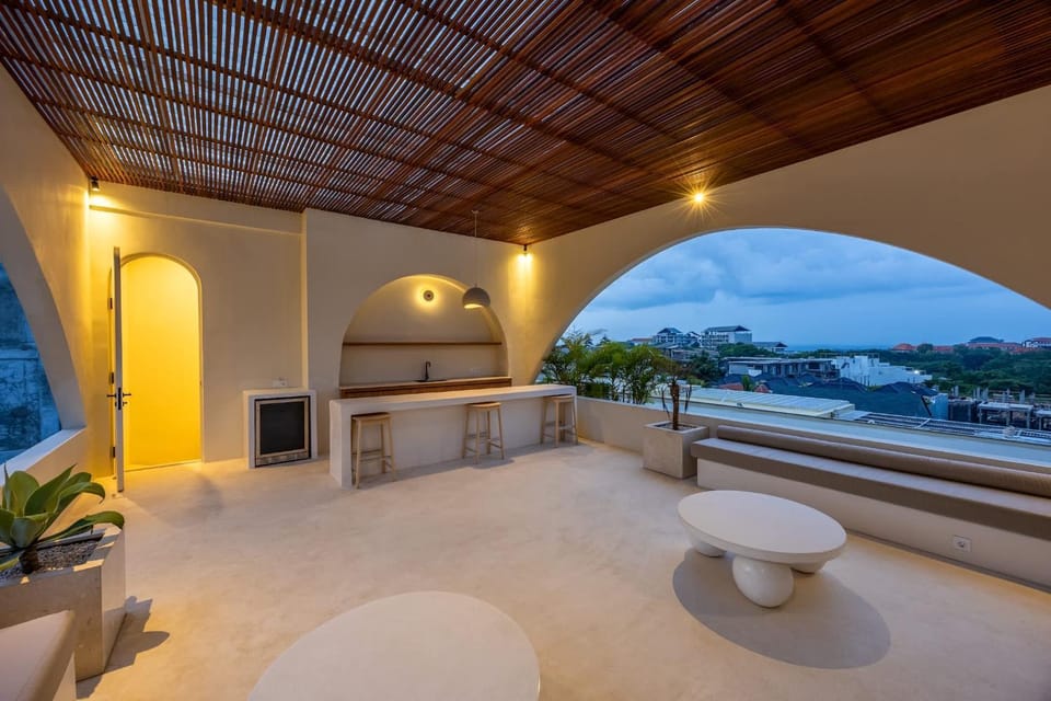 Patio, Natural landscape, View (from property/room), Balcony/Terrace, Living room, Seating area, Dining area