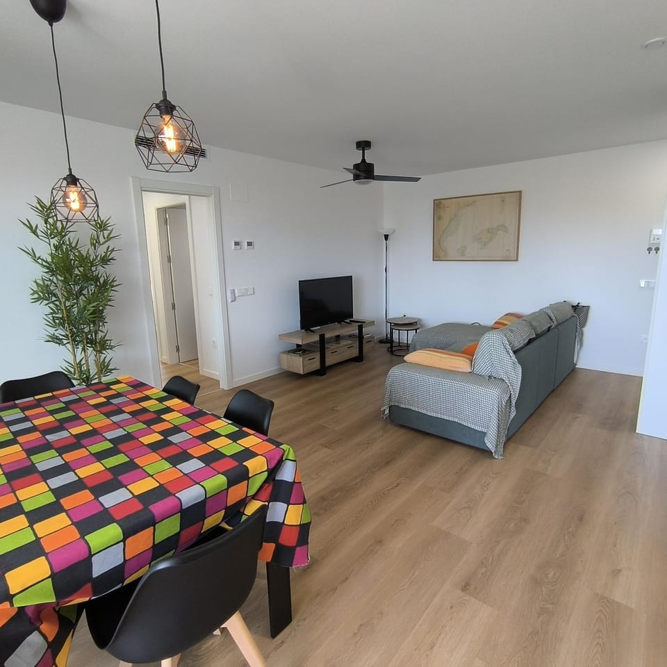 TV and multimedia, Living room, Dining area