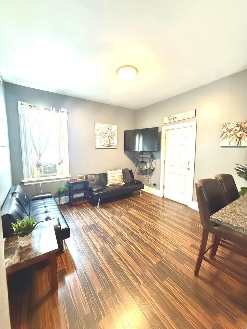 TV and multimedia, Living room