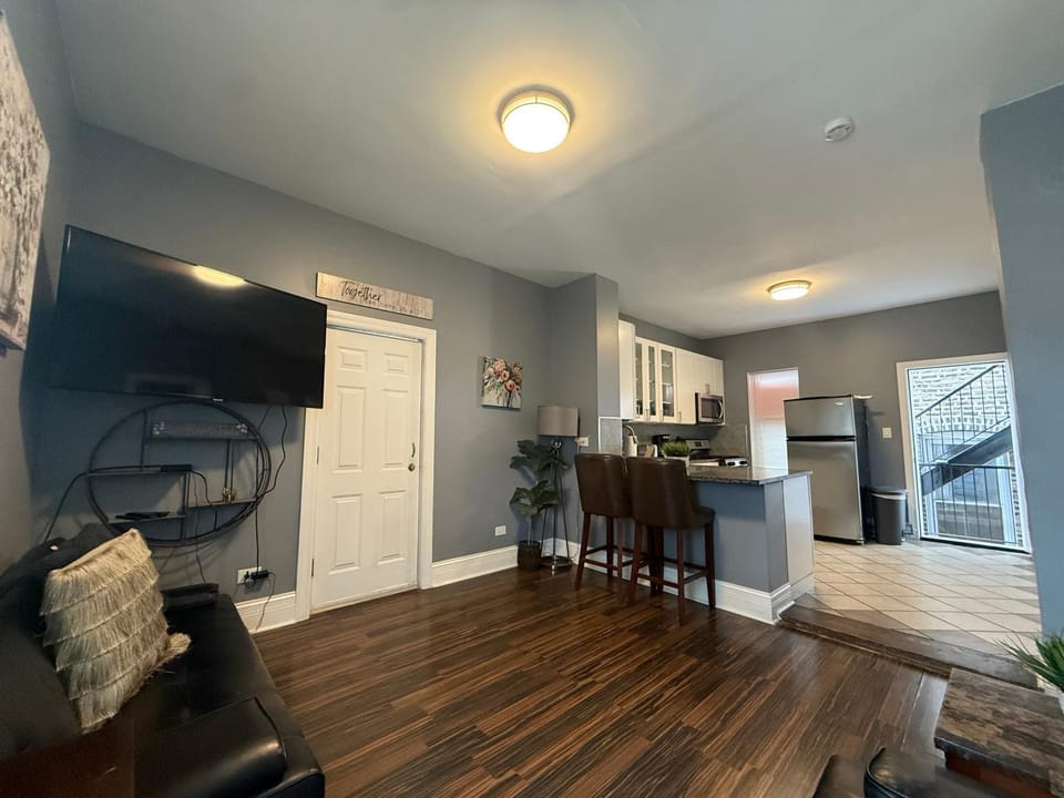 Living room, Dining area, kitchen