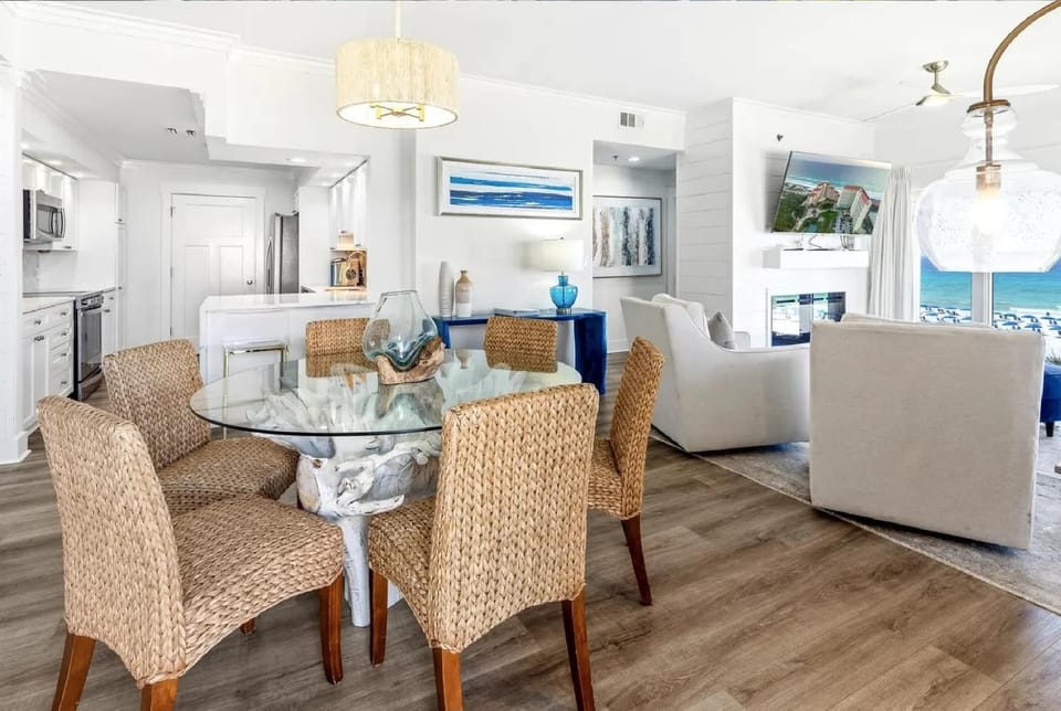 Refined Beachfront Living Experience Apartment in Miramar Beach