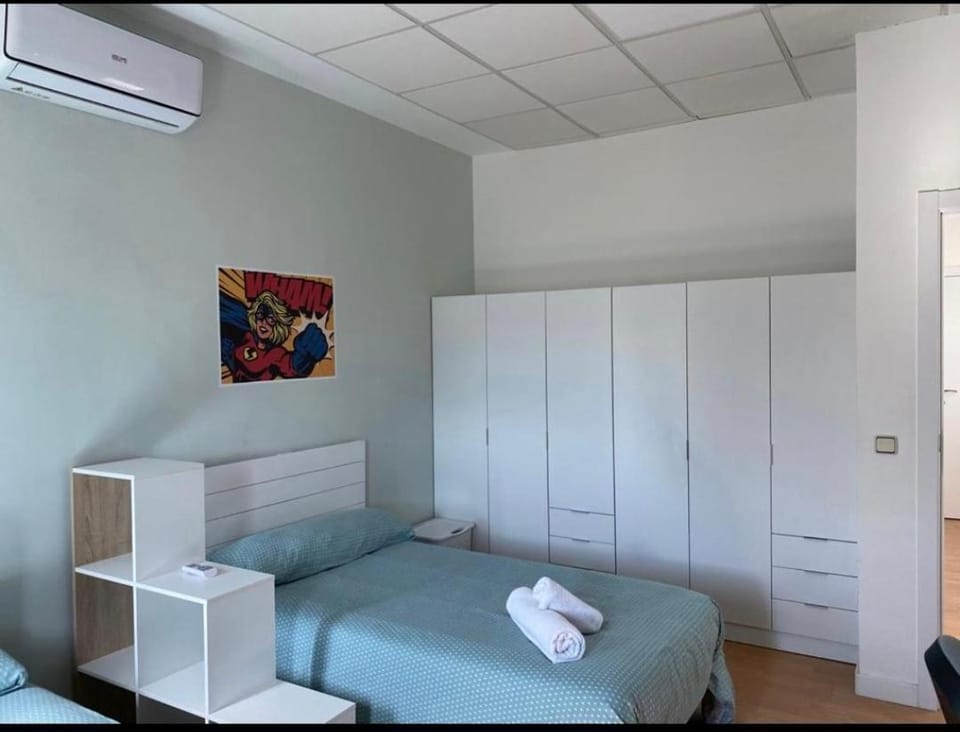 Residencia de estudiantes My New House Bed and Breakfast in Community of Madrid
