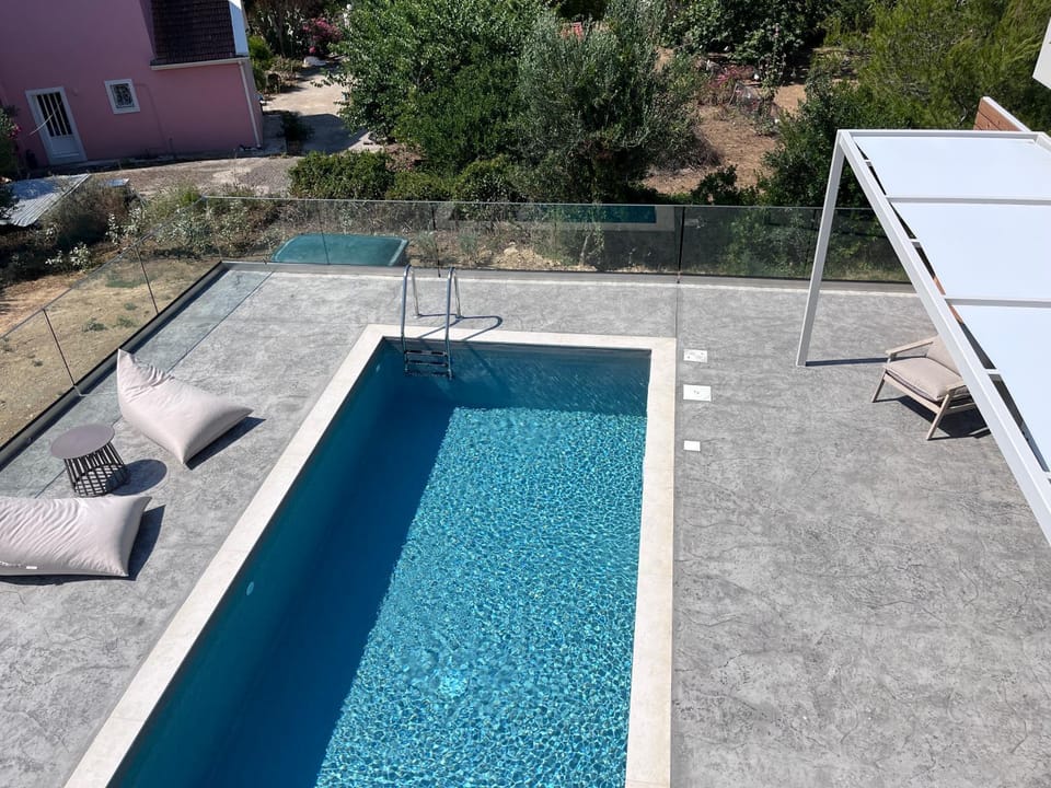 Day, Pool view, Swimming pool