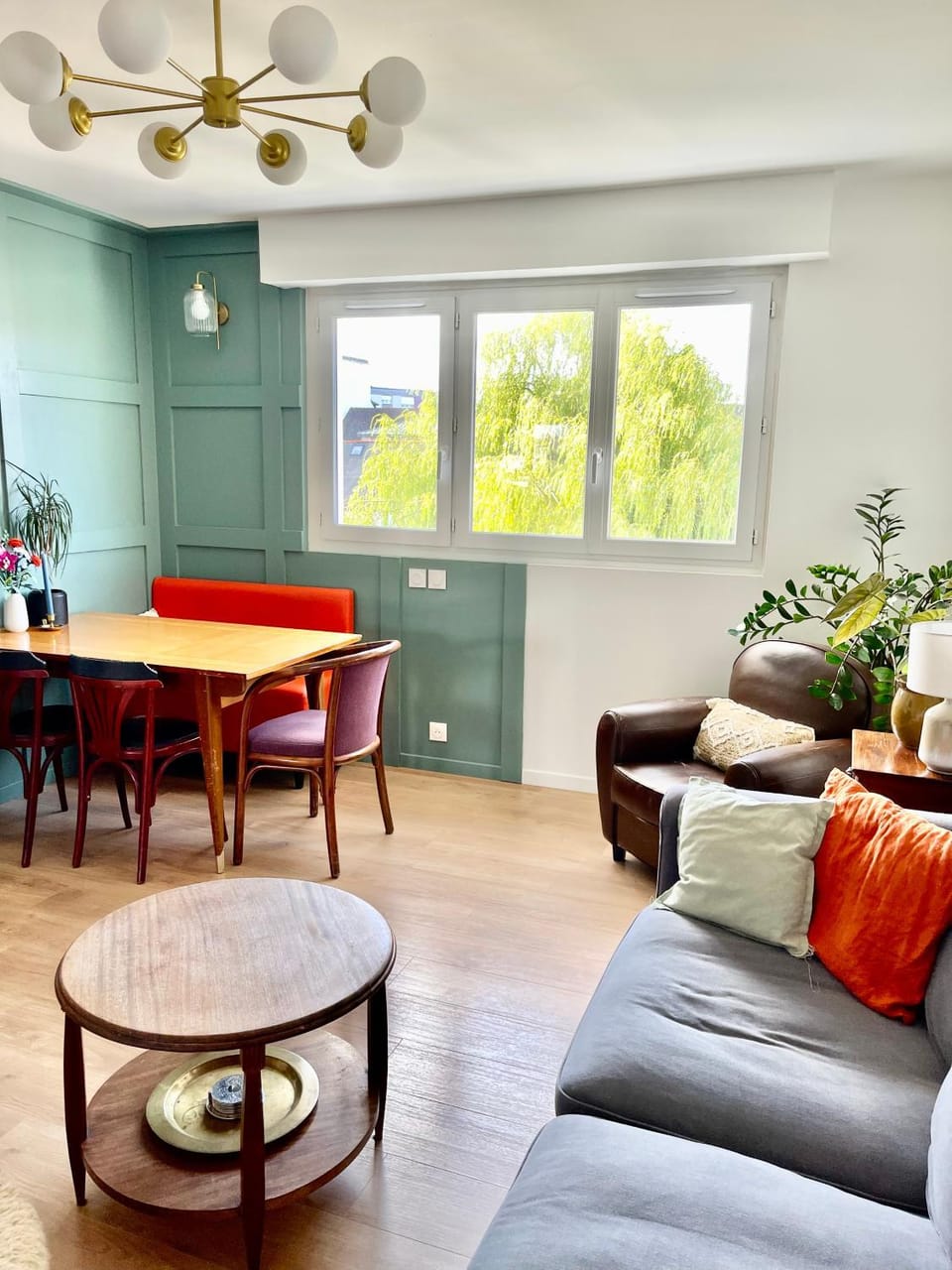 Living room, Dining area