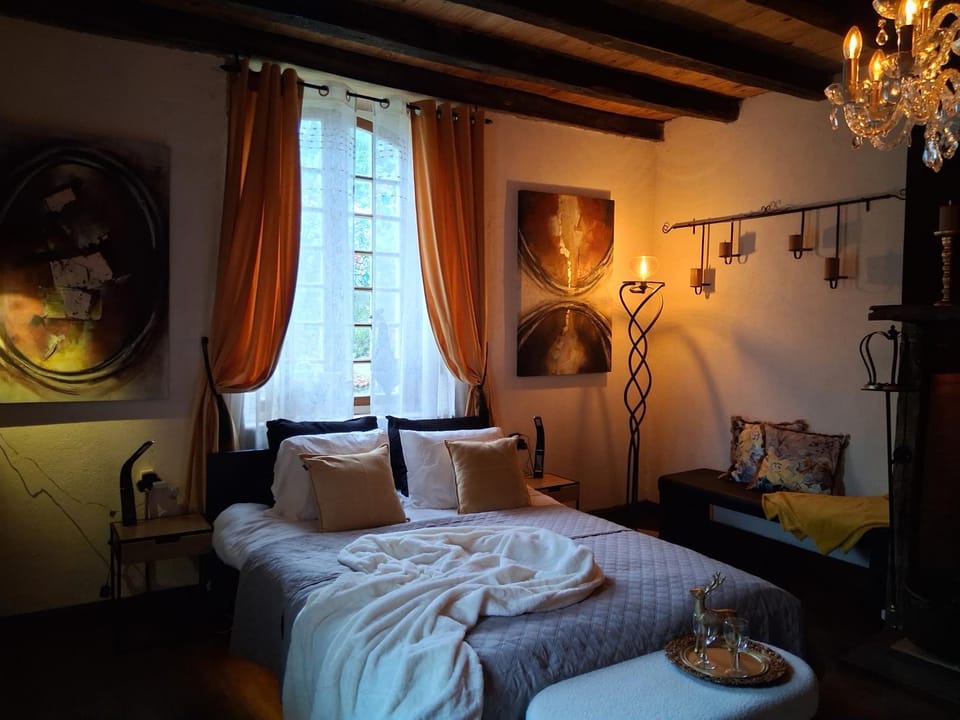 B&B maison du Saint Cirque Bed and Breakfast in Figeac