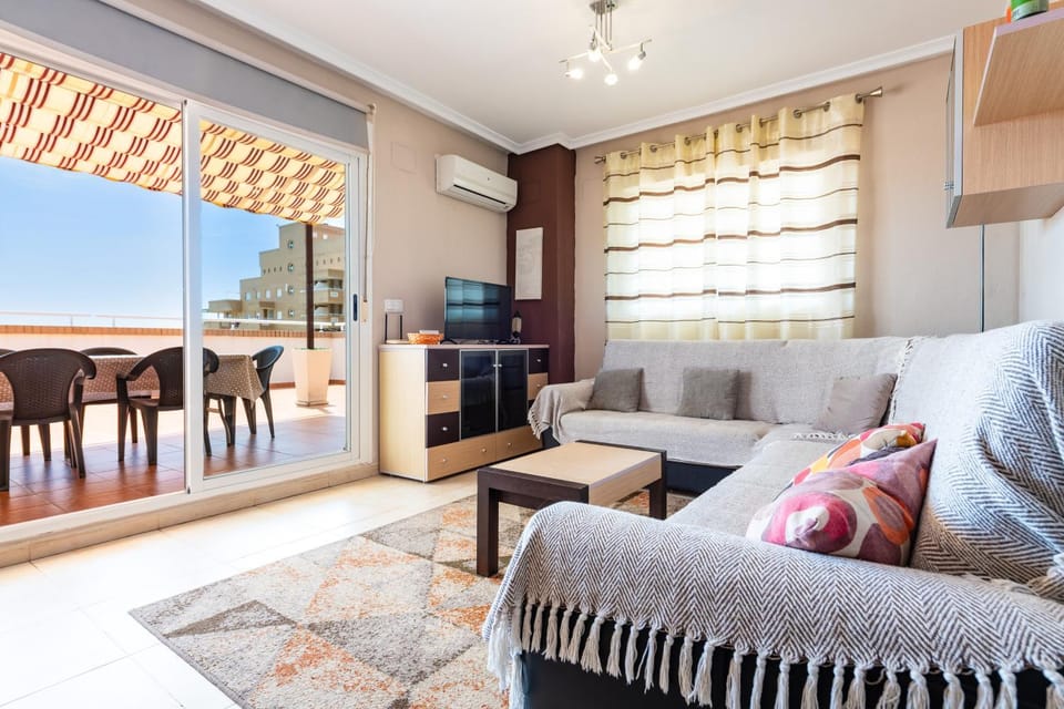 Frontal Jardines del Mar 2 Apartment in Valencian Community