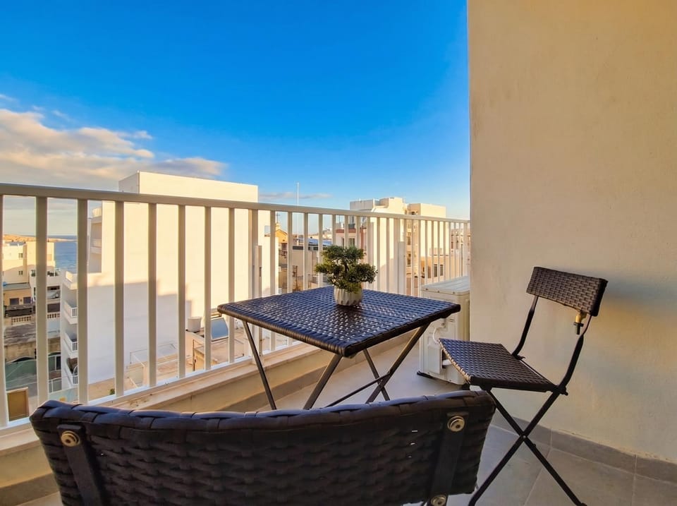 View (from property/room), Balcony/Terrace