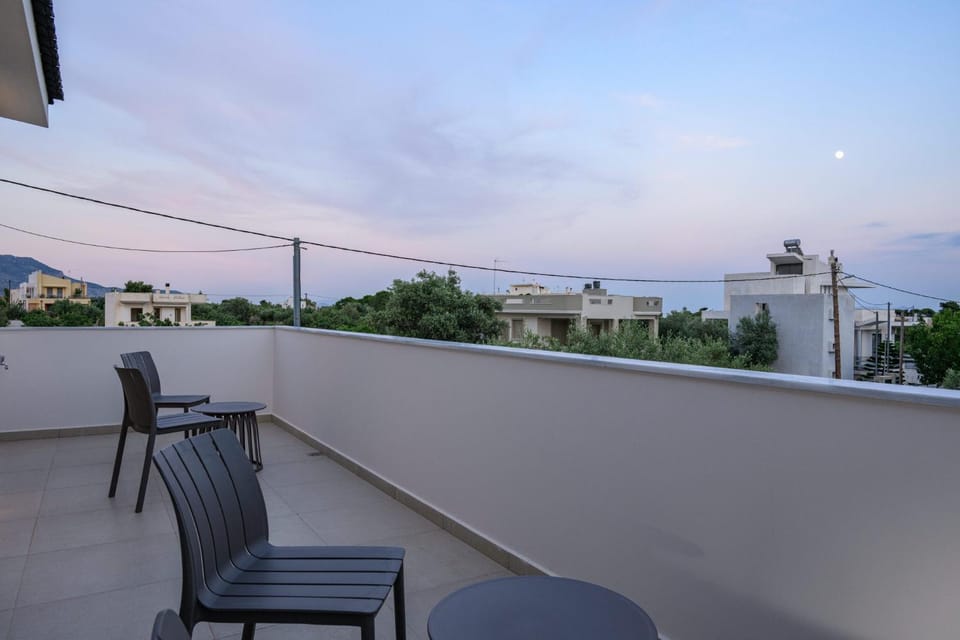 View (from property/room), Balcony/Terrace