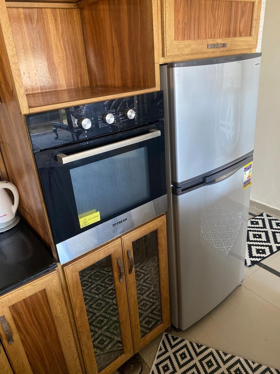 Kitchen or kitchenette, oven