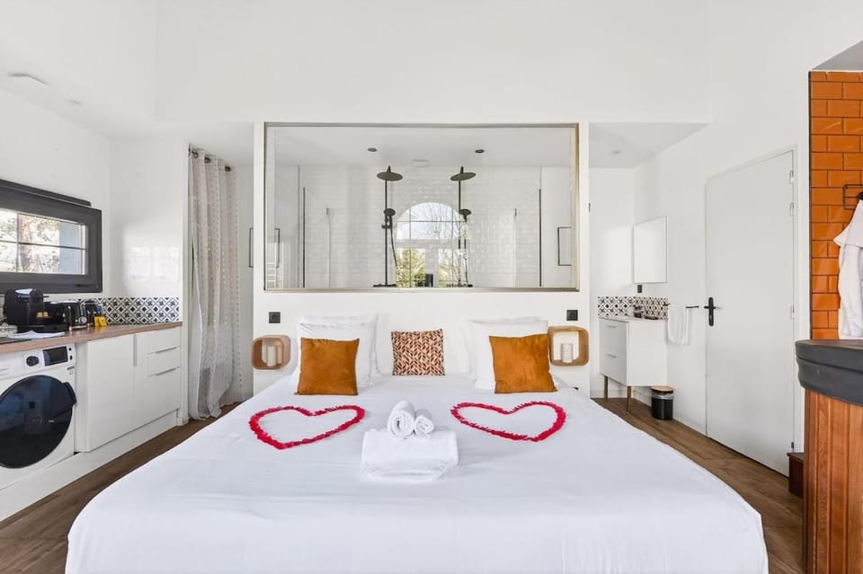 L'abricotine - Suite Intimiste & Romantique House in Auvergne-Rhône-Alpes