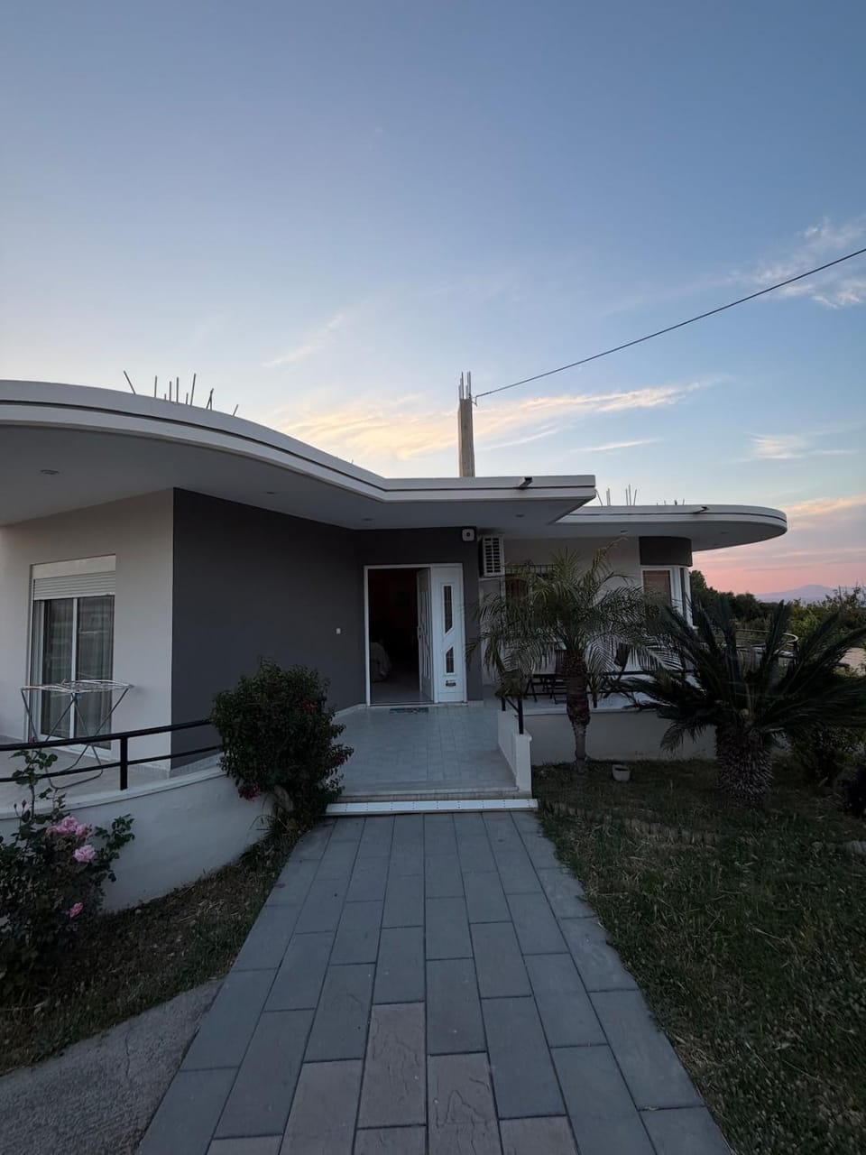 Property building, Day