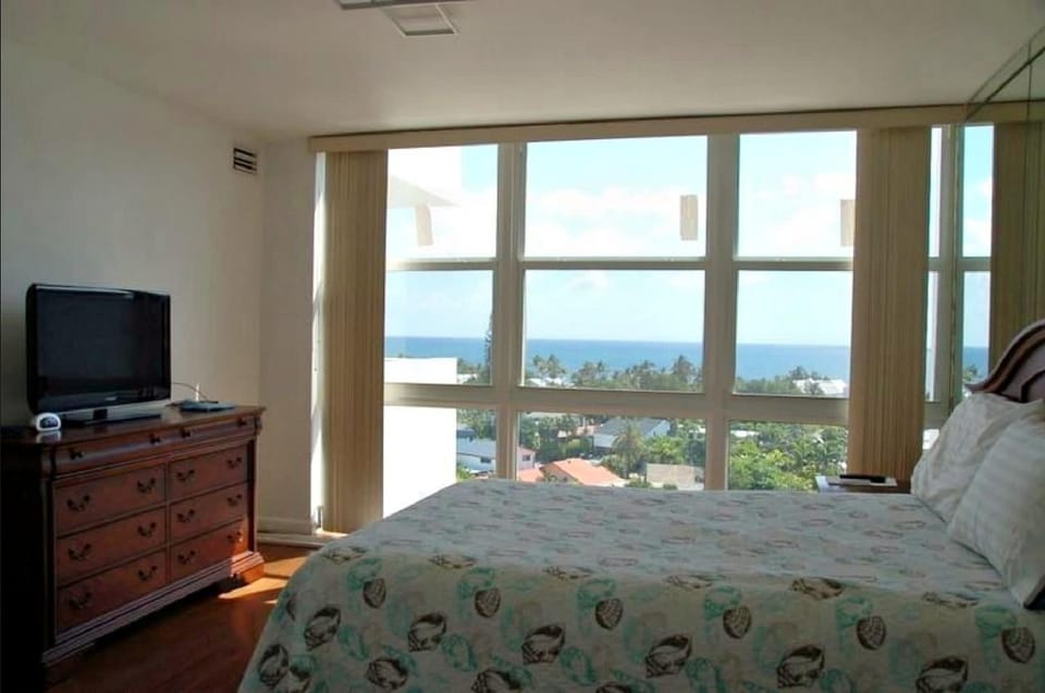 Two Bedroom Ocean View Residence Apartment in Fort Lauderdale