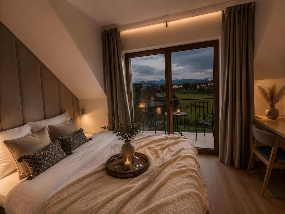 Bed, View (from property/room), Balcony/Terrace, Photo of the whole room, Bedroom