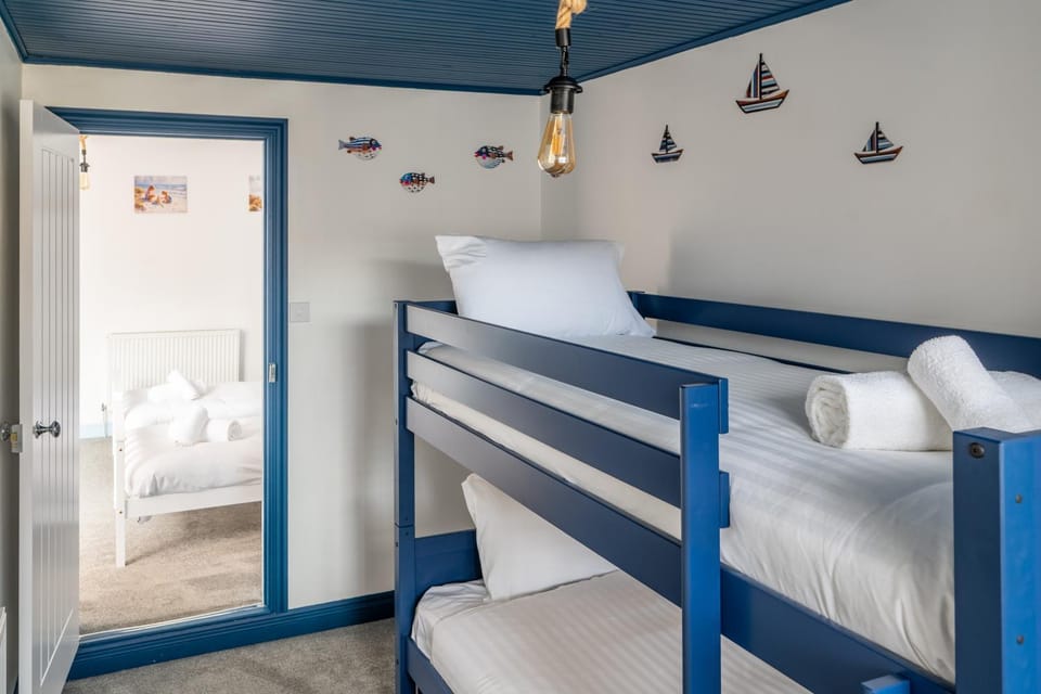 bunk bed