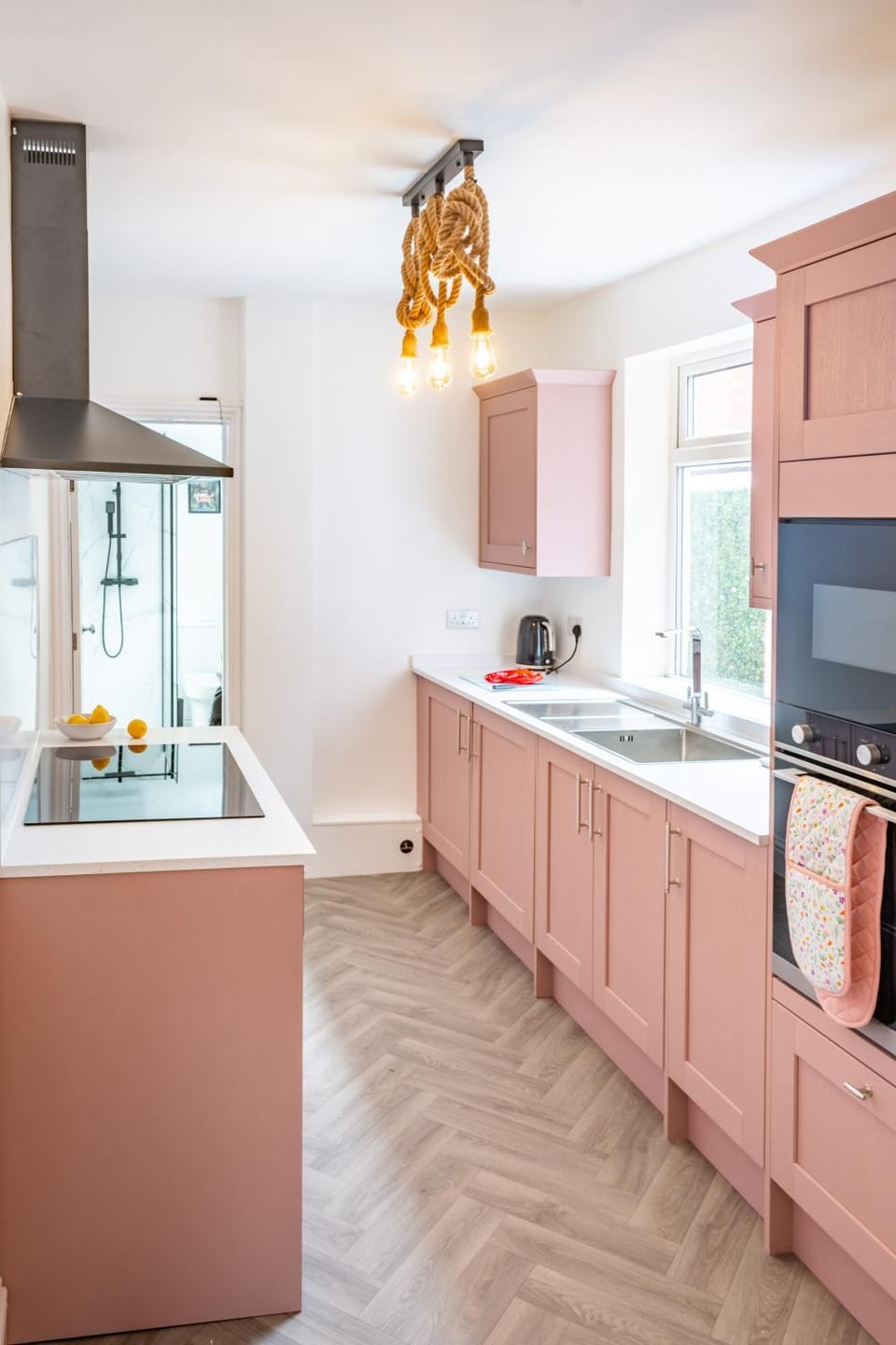 Kitchen or kitchenette, dishwasher, pet friendly, stove, toaster