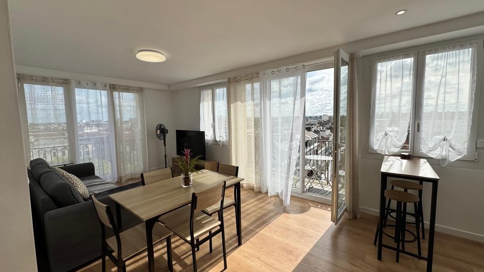 Magnifique appartement pour 8 personnes - Clemenceau Apartment in Pau