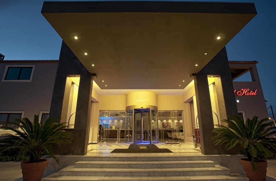 Arty Grand Hotel Hotel in Peloponnese, Western Greece and the Ionian