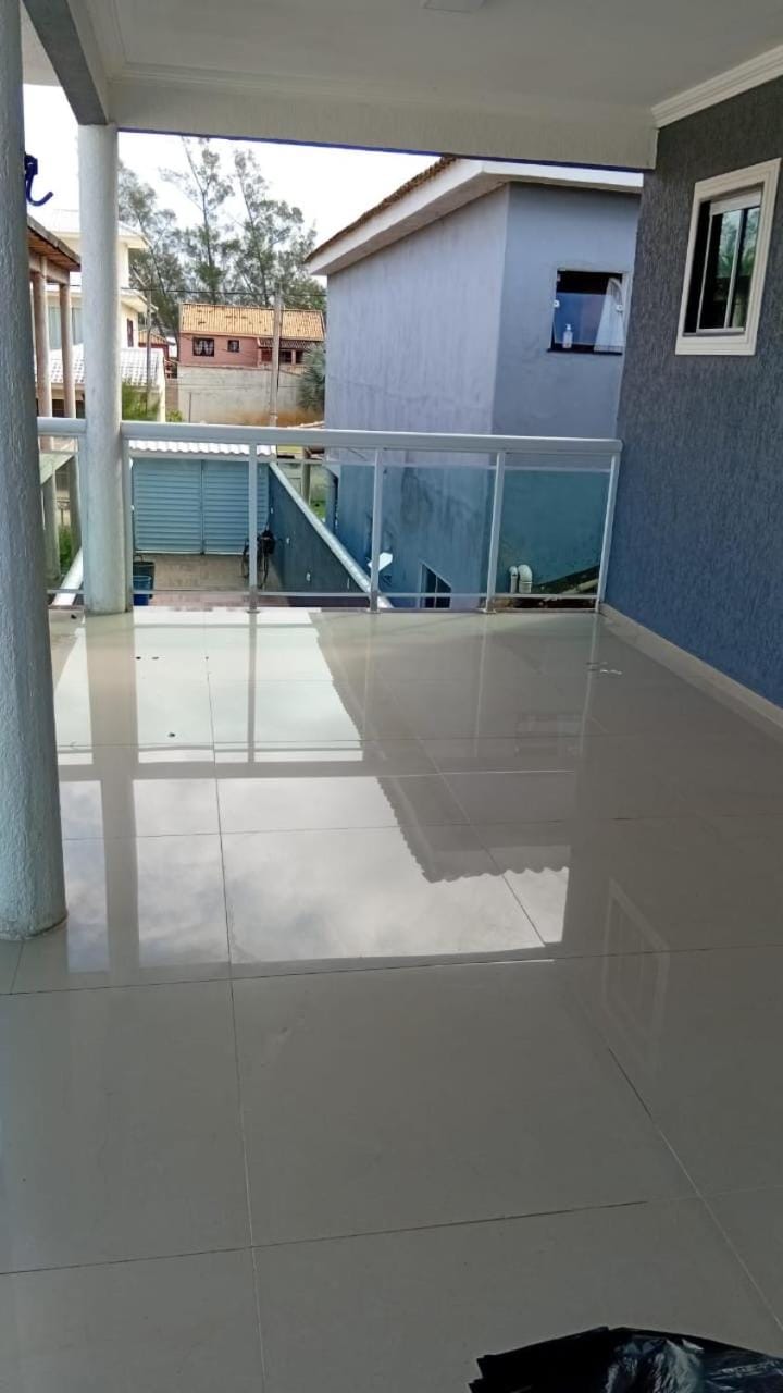 Casa pé na área com hidromassagem e piscina House in Cabo Frio