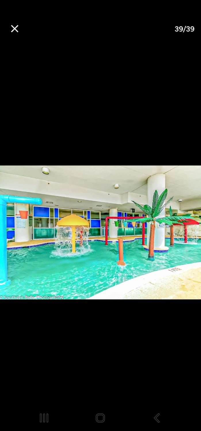 Swimming pool, Swimming pool