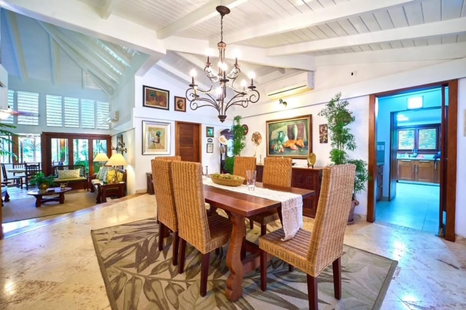 Decorative detail, Dining area