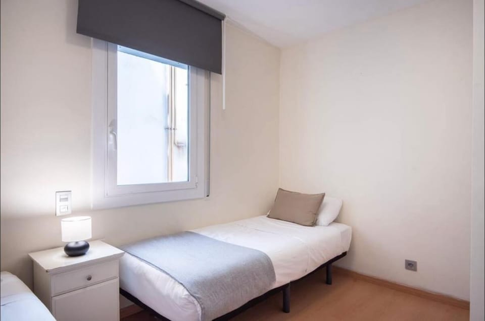 City Centre Eixample with parking Apartment in Barcelona