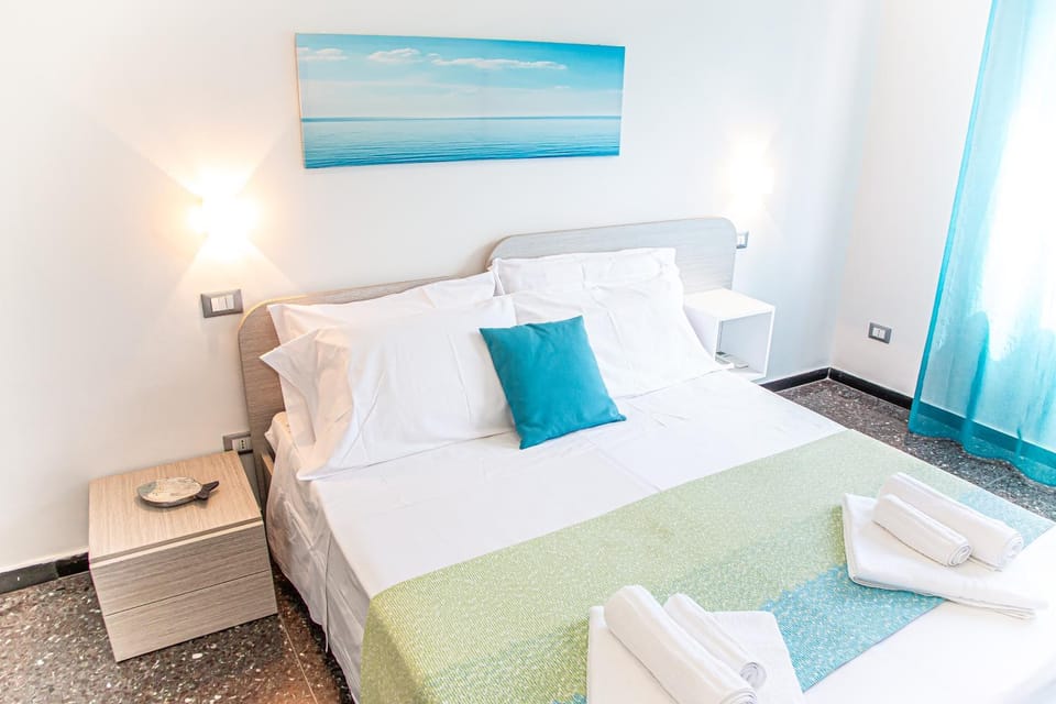 Bed, Decorative detail, Bedroom